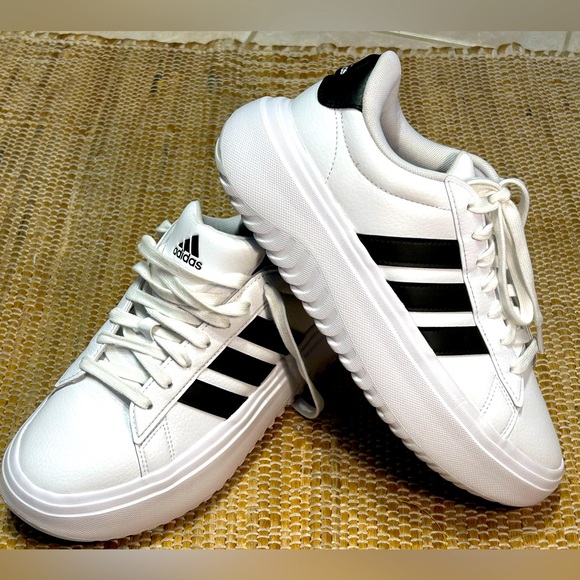 adidas Shoes - NWOT ADIDAS s9 wmns Grand Court platform sneakers